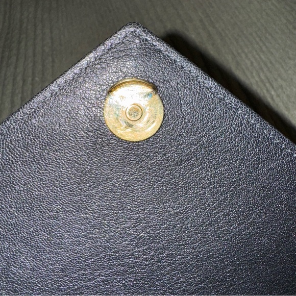 YSL COLLEGE MEDIUM - Picture 14 of 16